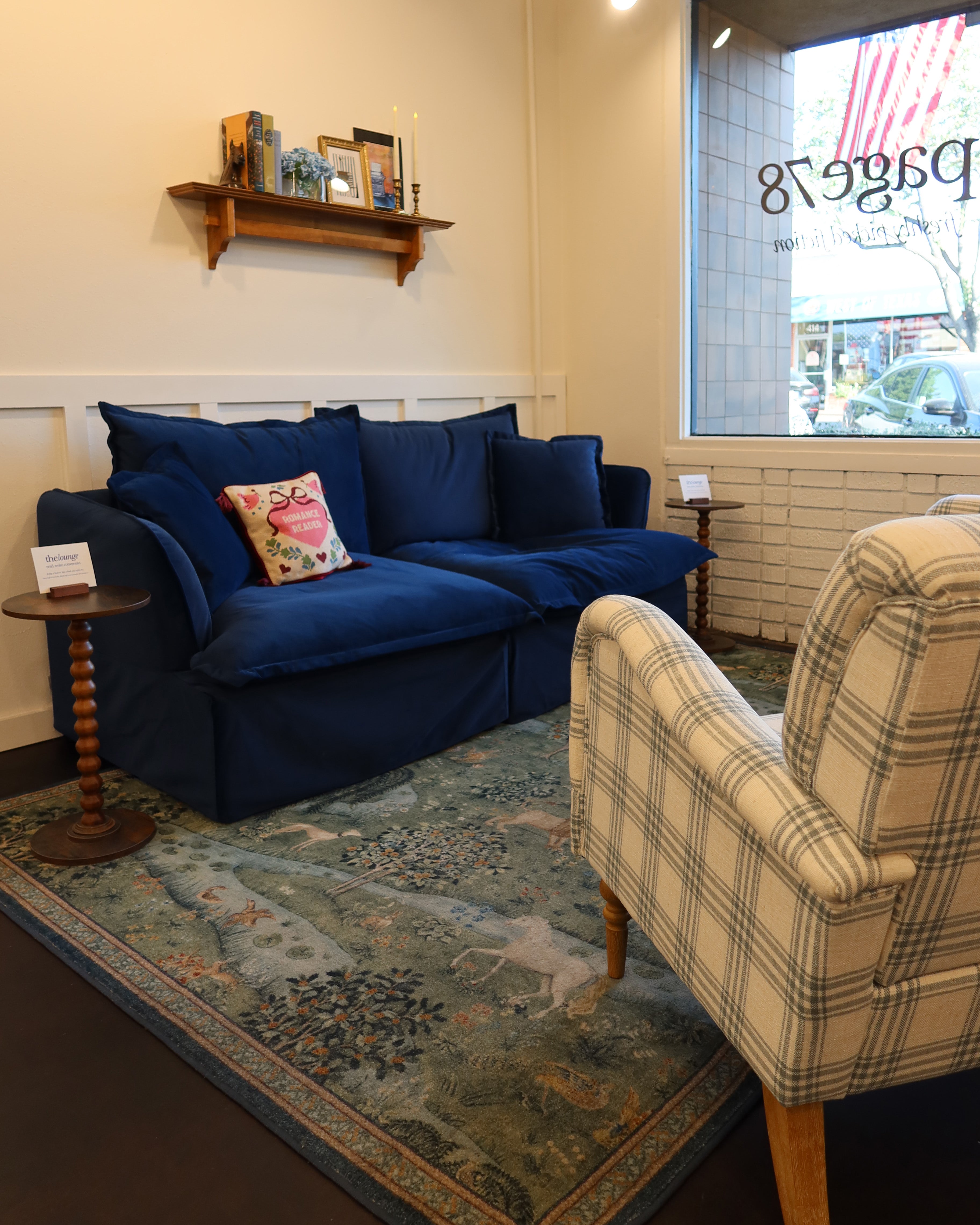 Reserve The Lounge at Page 78